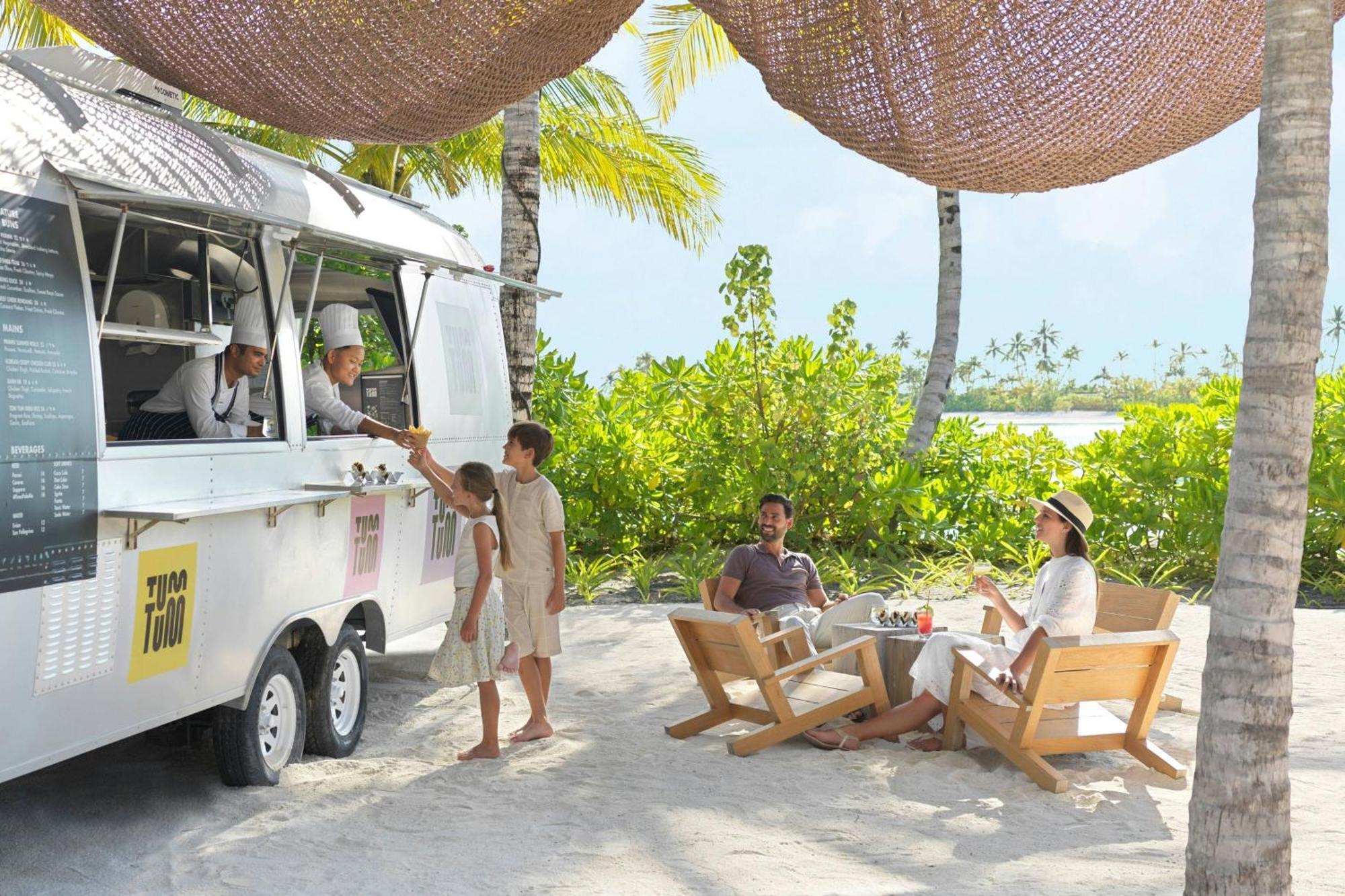 Hotel The Ritz-Carlton Maldives, Fari Islands Gaafaru Esterno foto